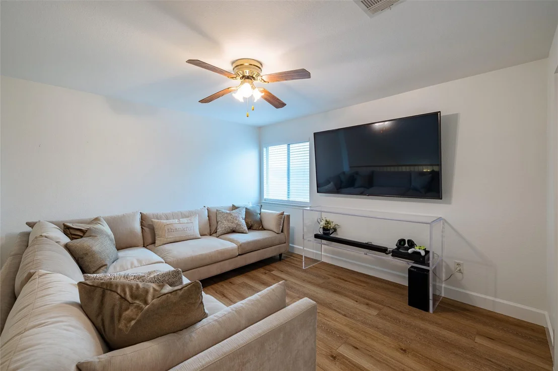 Photo of 1130 Sundrop PL