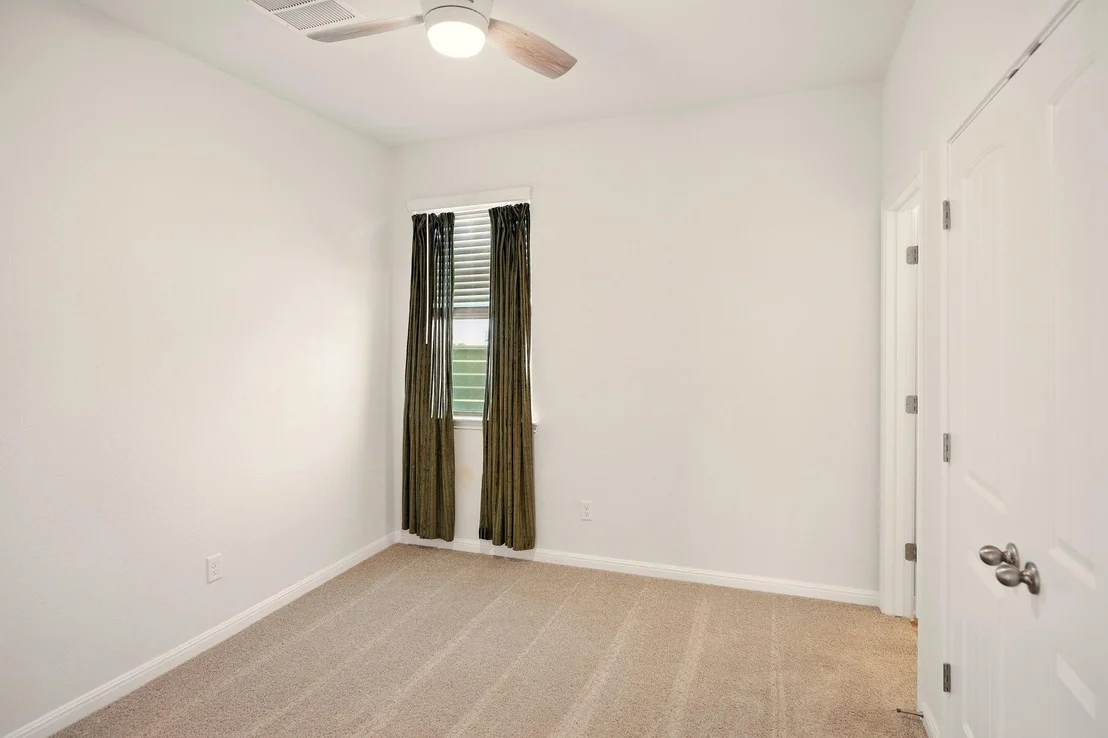 Photo of 210 Weaver LN