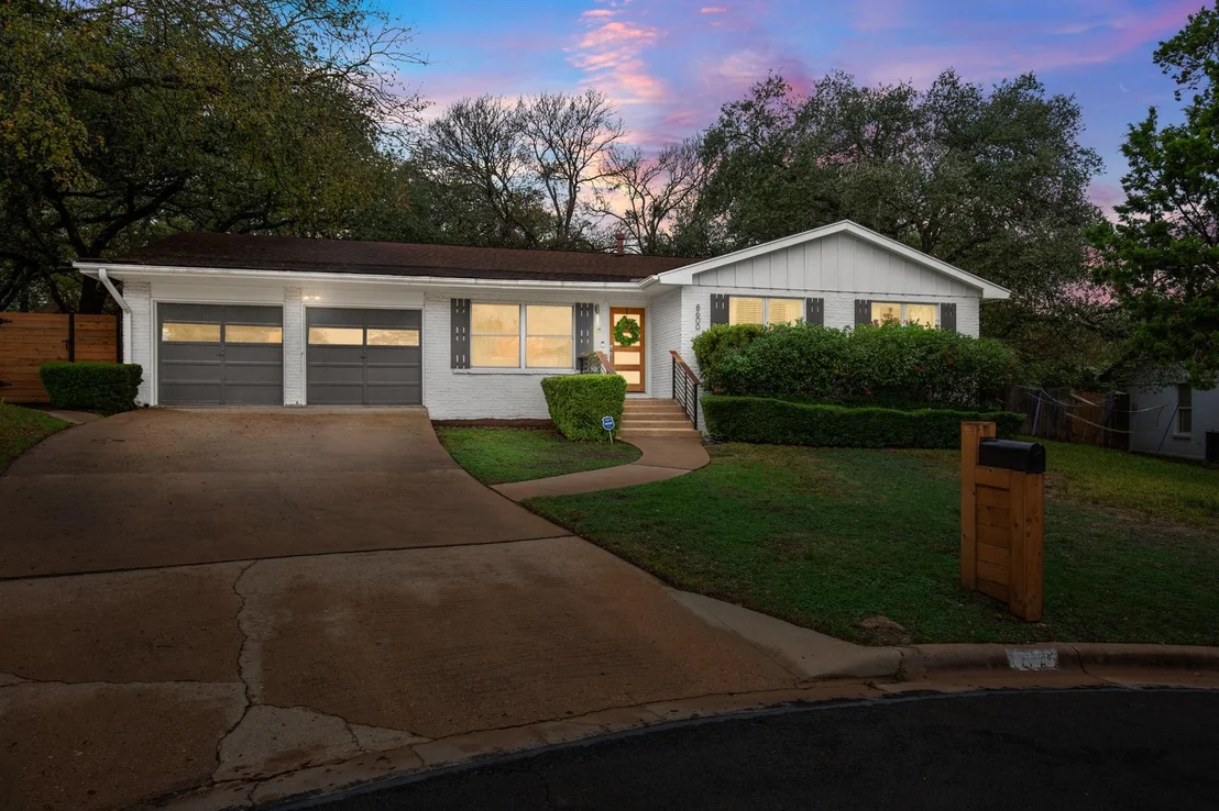 Photo of 8600 Azalea TRL