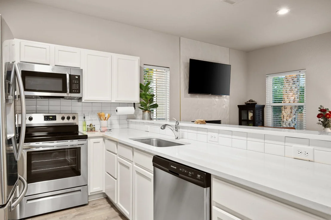 Photo of 2534 Georgian DR