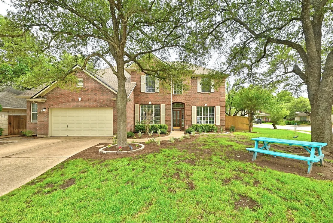 Photo of 1602 Michael Robert WAY