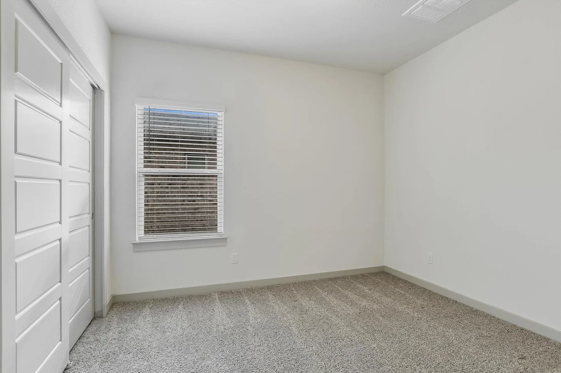 Photo of 5125 Vanner PATH