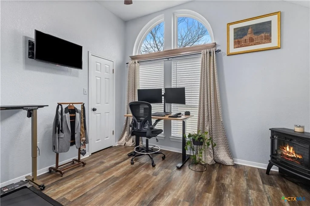 Photo of 1711 Lynx CIR