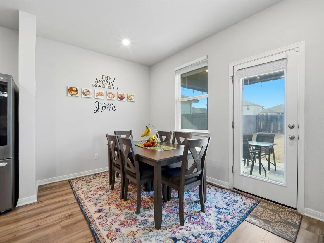 Photo of 135 Mason Hill LN