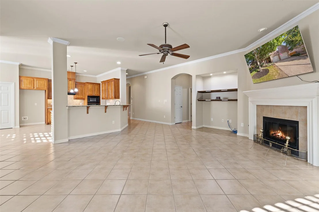 Photo of 1111 Hillridge DR