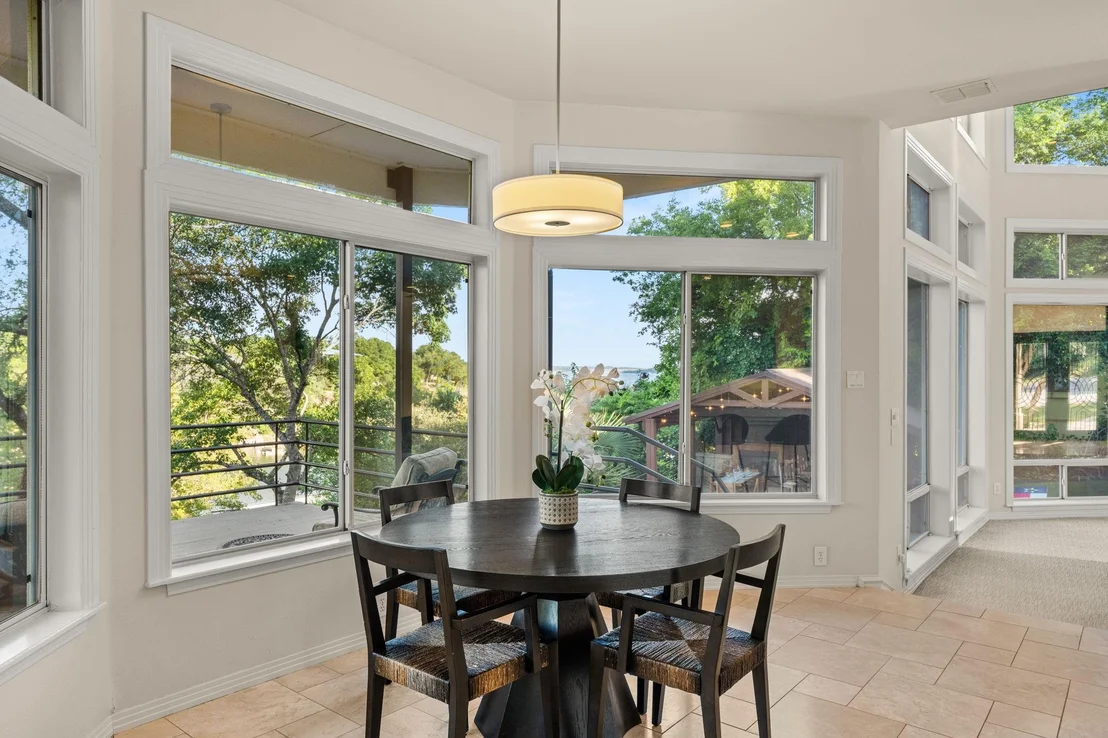 Photo of 15747 Booth CIR