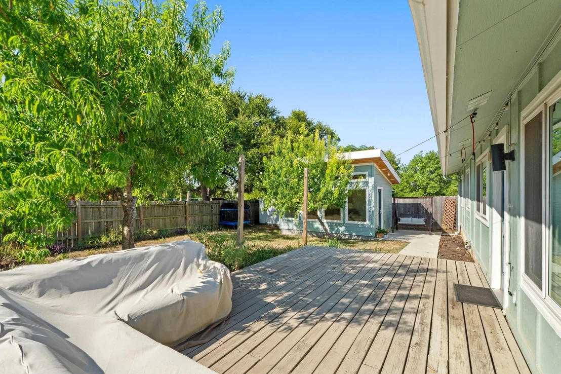Photo of 11015 Jordan LN
