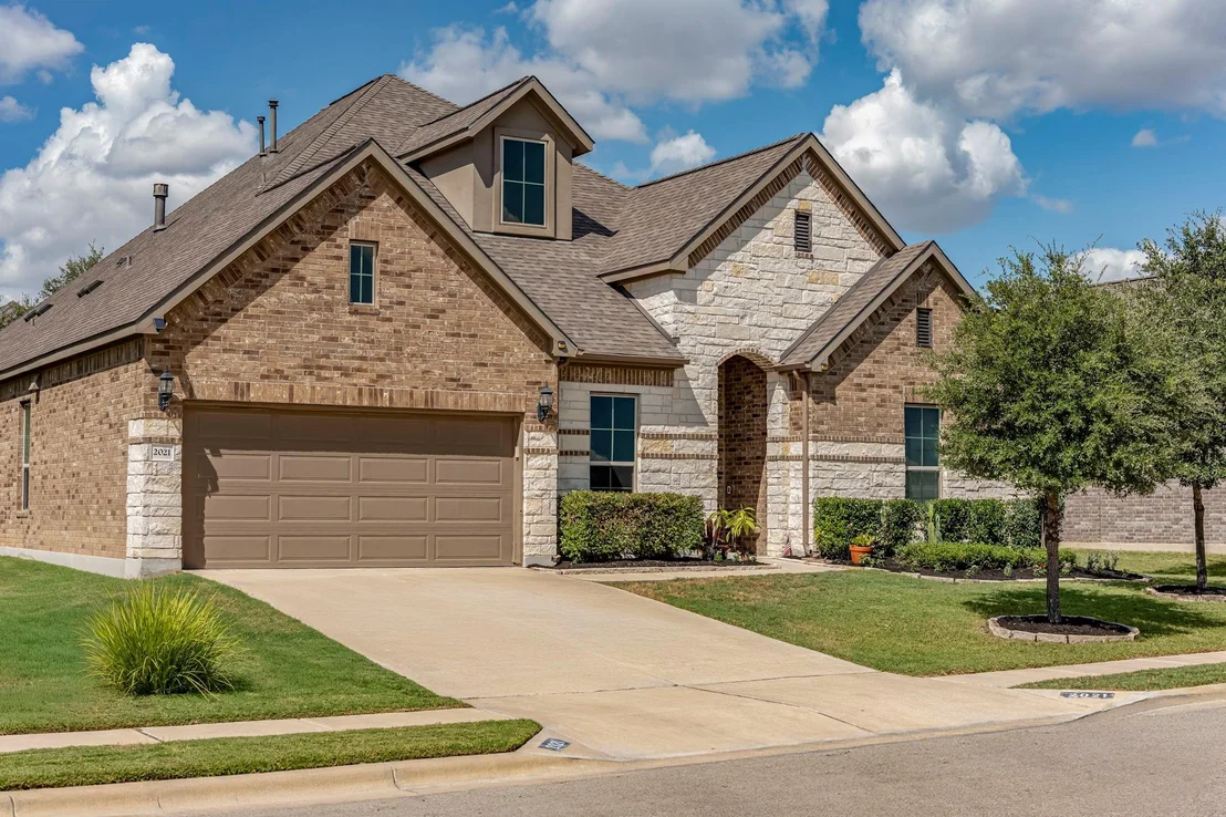 Photo of 2021 Bear Creek DR