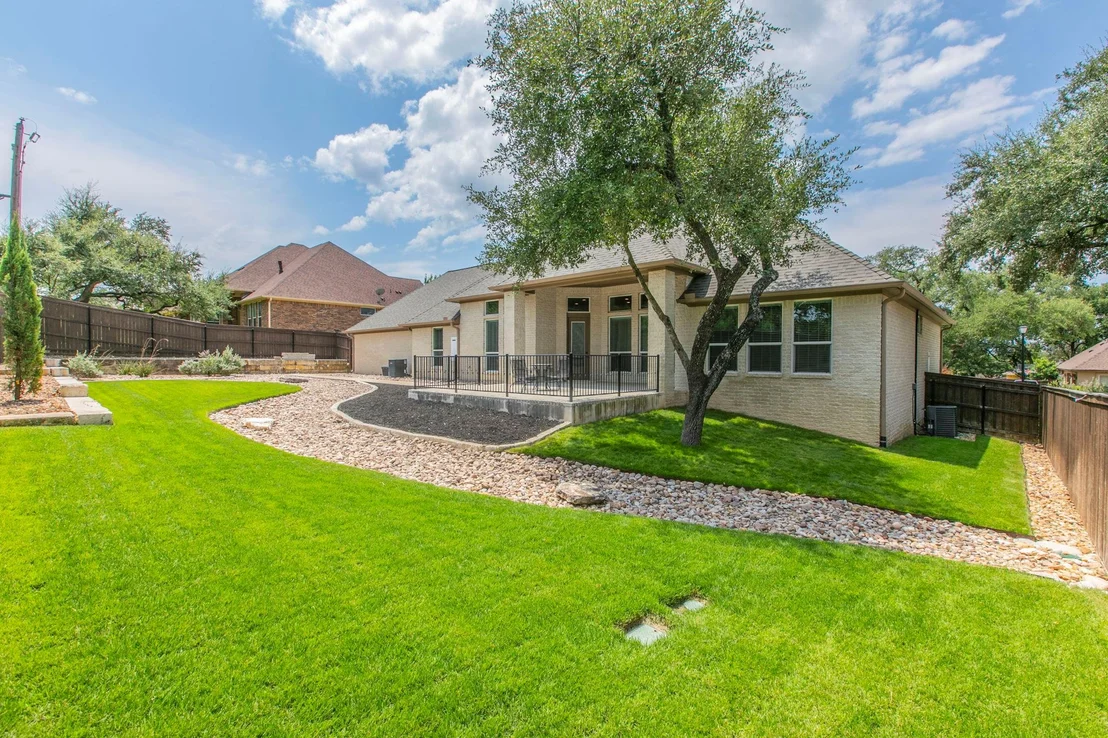Photo of 1635 Alta Vista LOOP