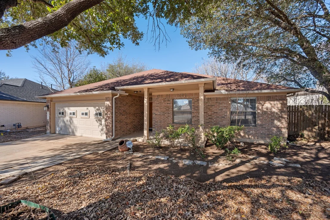 Photo of 1402 Quicksilver CIR