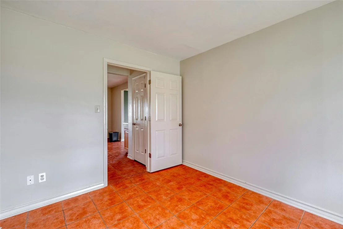 Photo of 103 Robin LN