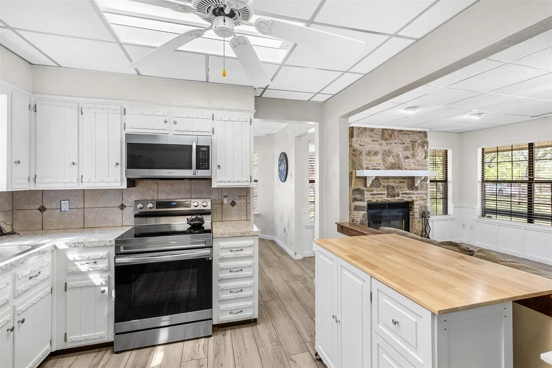 Photo of 7557 Chaparral RD