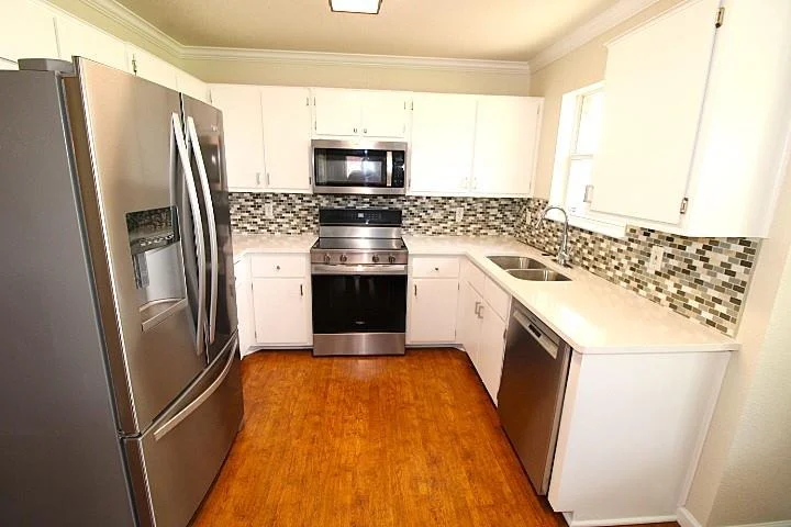 Photo of 3303 Solomon DR