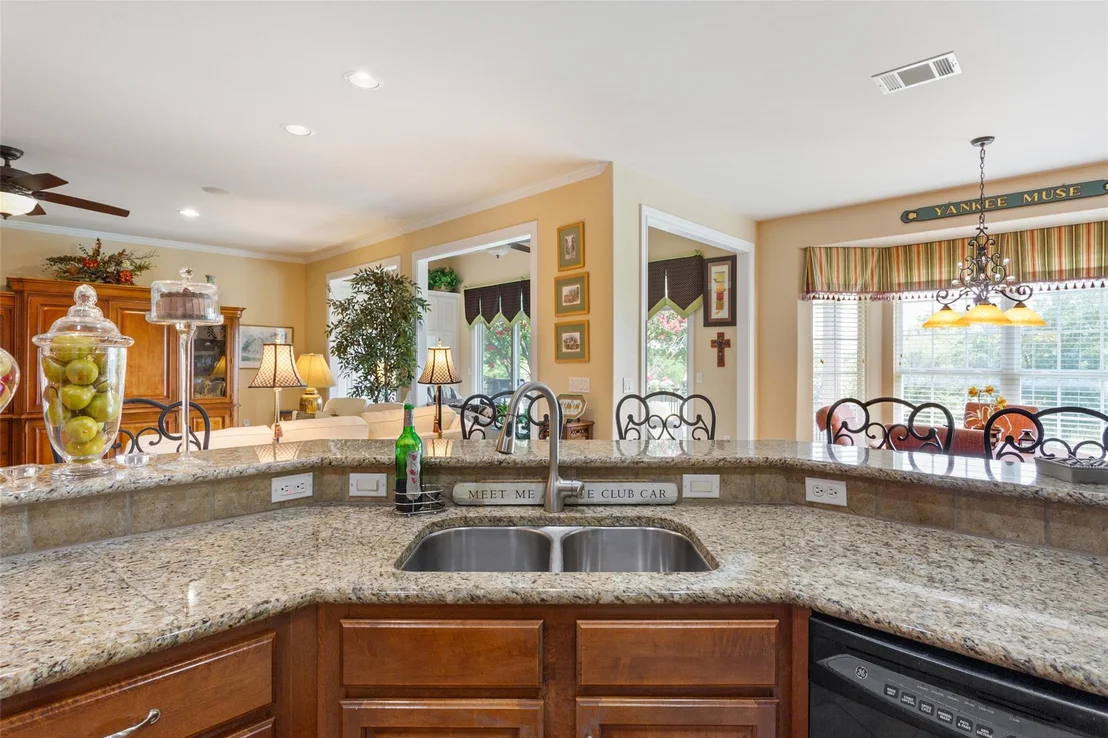Photo of 107 Summer Ridge LN
