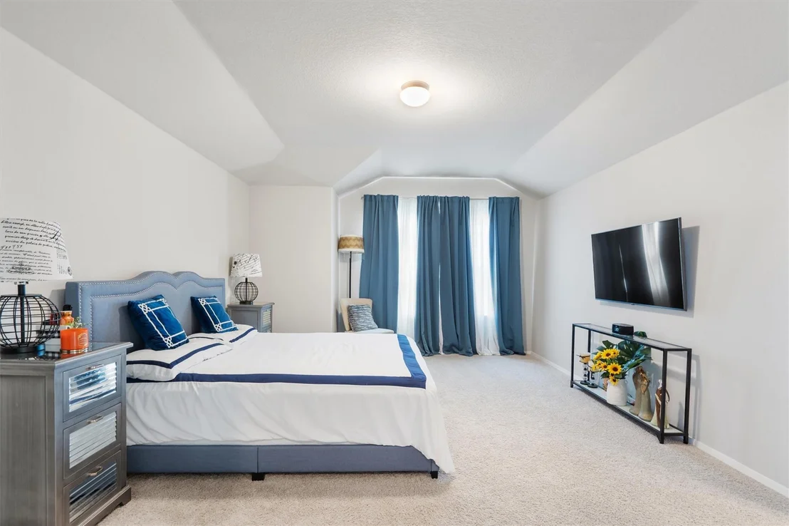 Photo of 508 Star Garnet CT