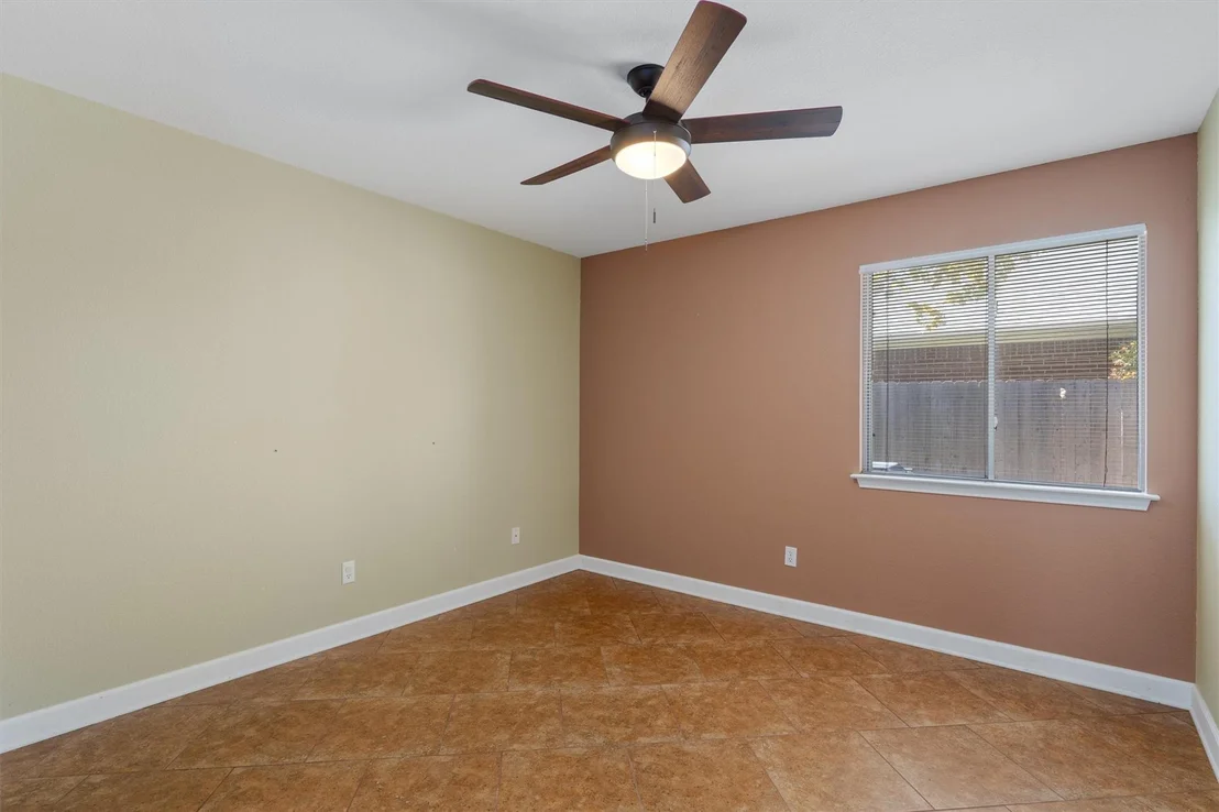 Photo of 1007 Leah LN