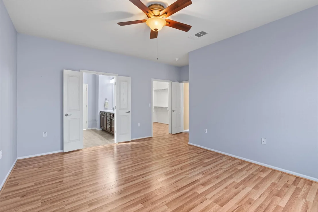 Photo of 300 Cooper Lake DR
