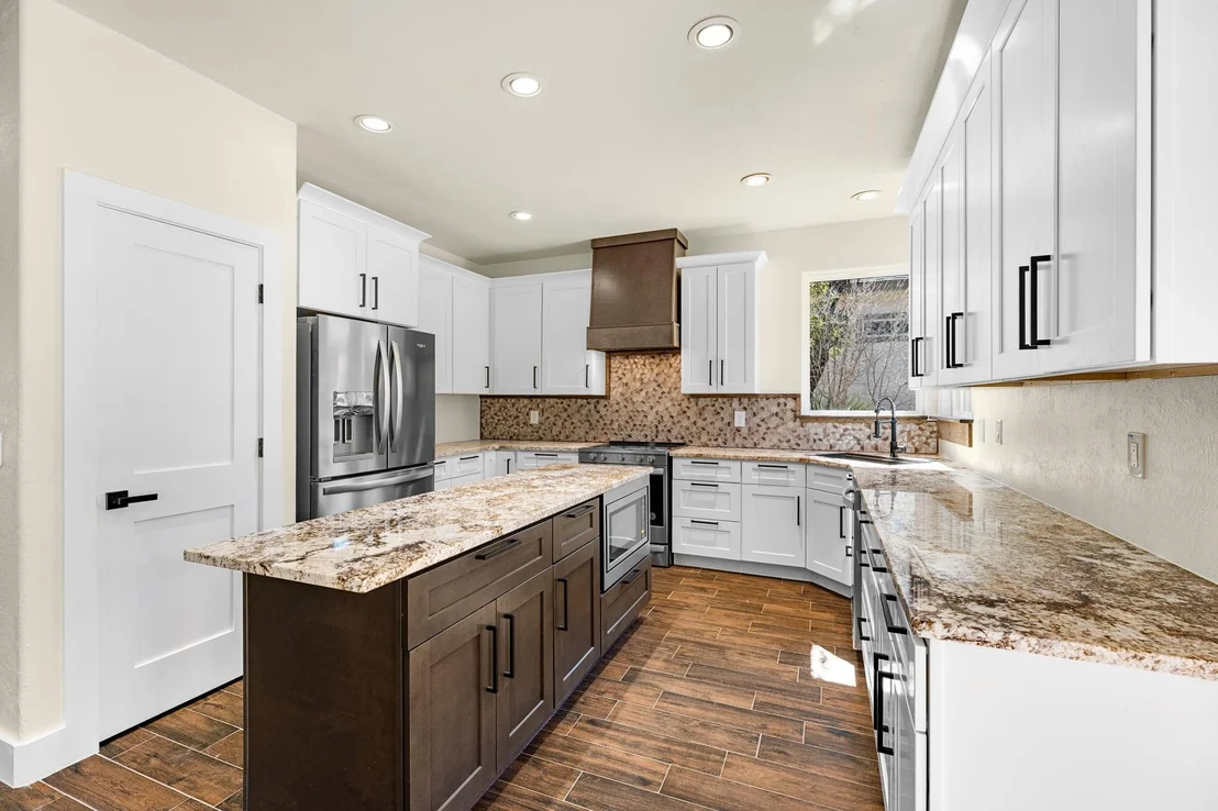 Photo of 326 Coventry RD