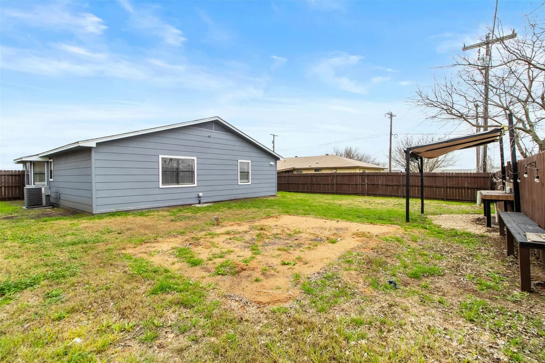 Photo of 2503 Mark DR