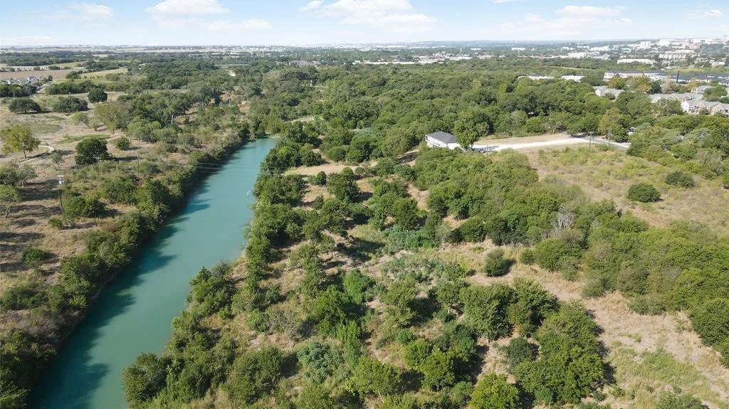 Photo of 2212 River RD