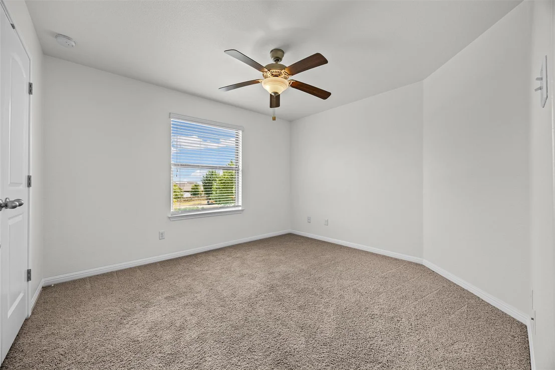 Photo of 606 Irvin DR