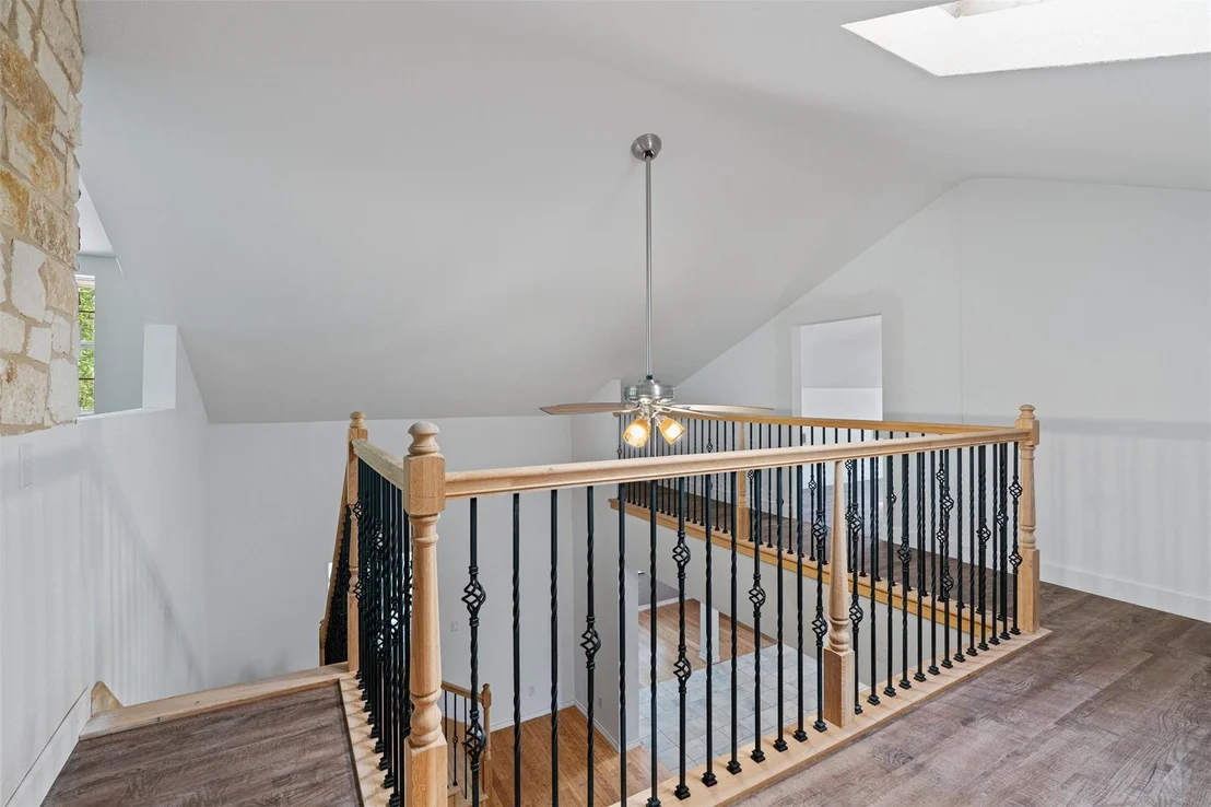 Photo of 601 Deertrail DR