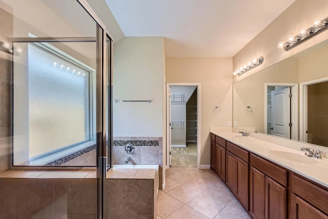 Photo of 9728 Alex LN