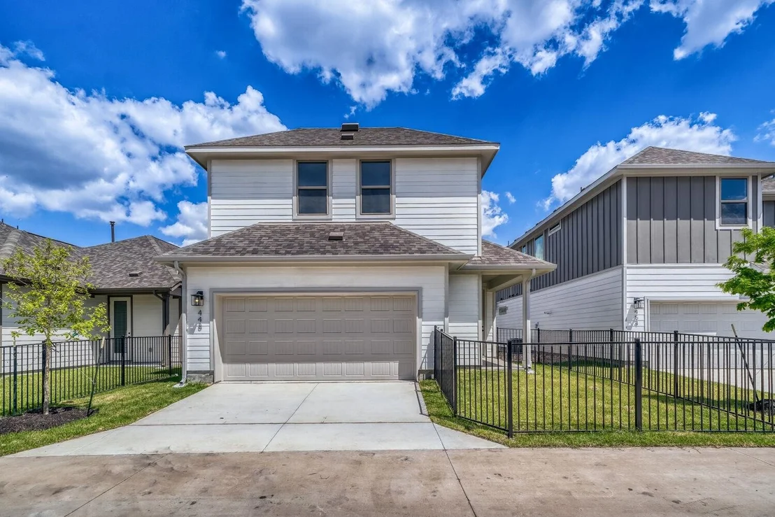 Photo of 448 Burlington DR