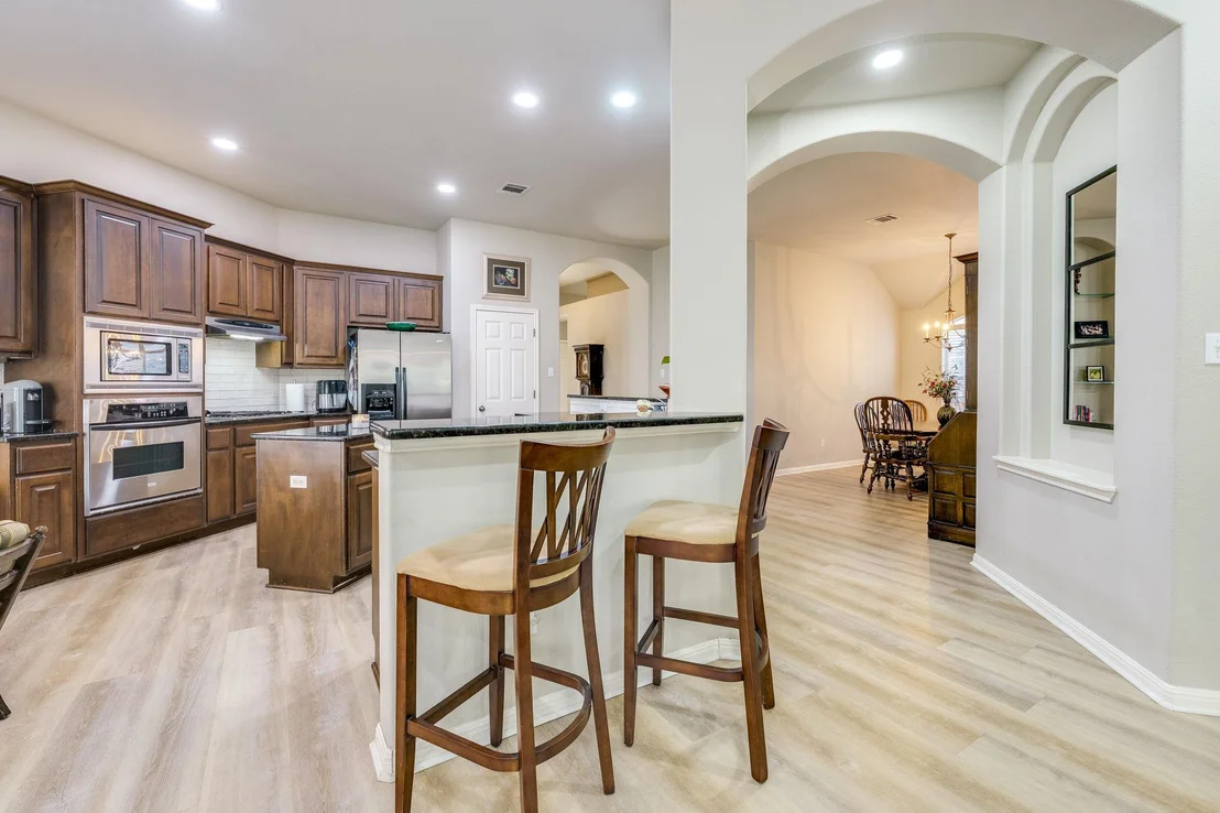 Photo of 12537 Central Park DR