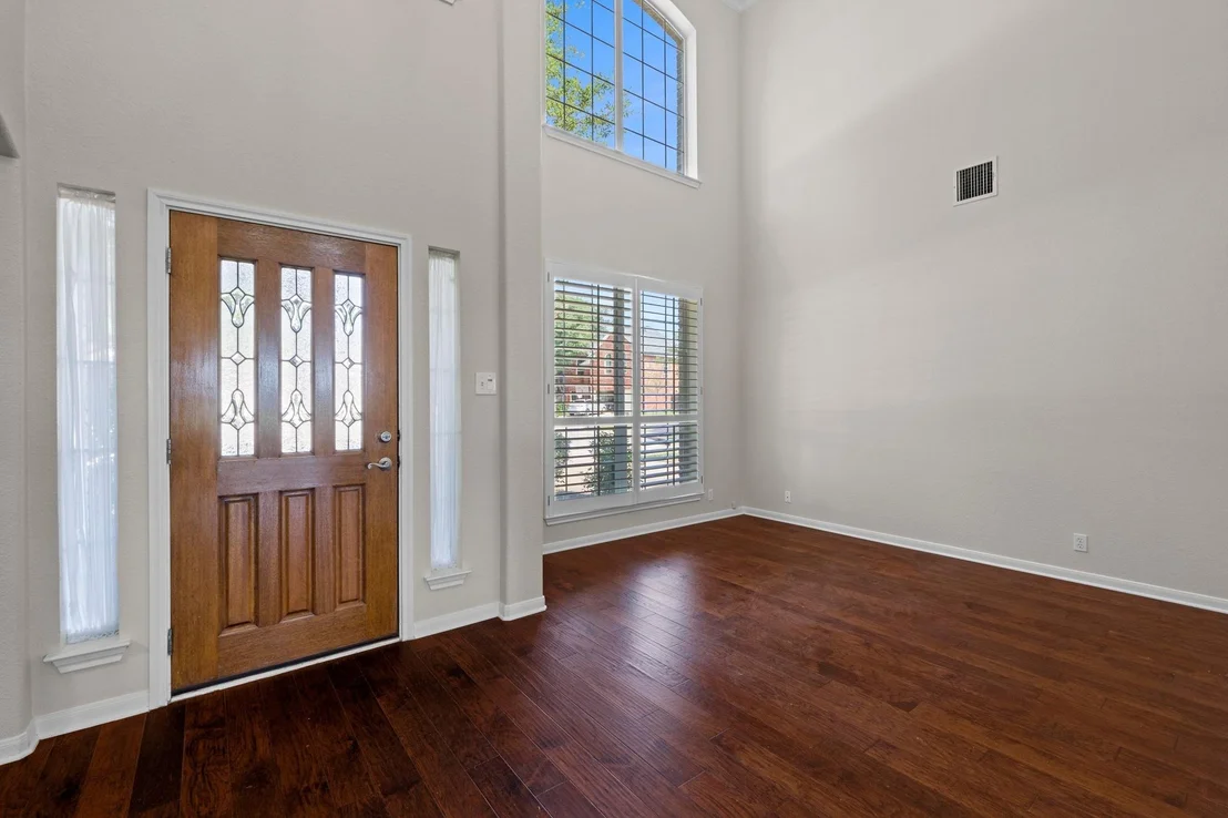 Photo of 1104 Camden CV