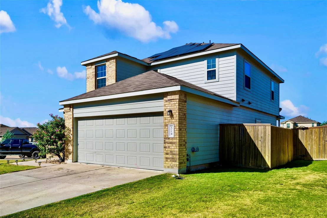 Photo of Unit 12F at 524 Circle WAY