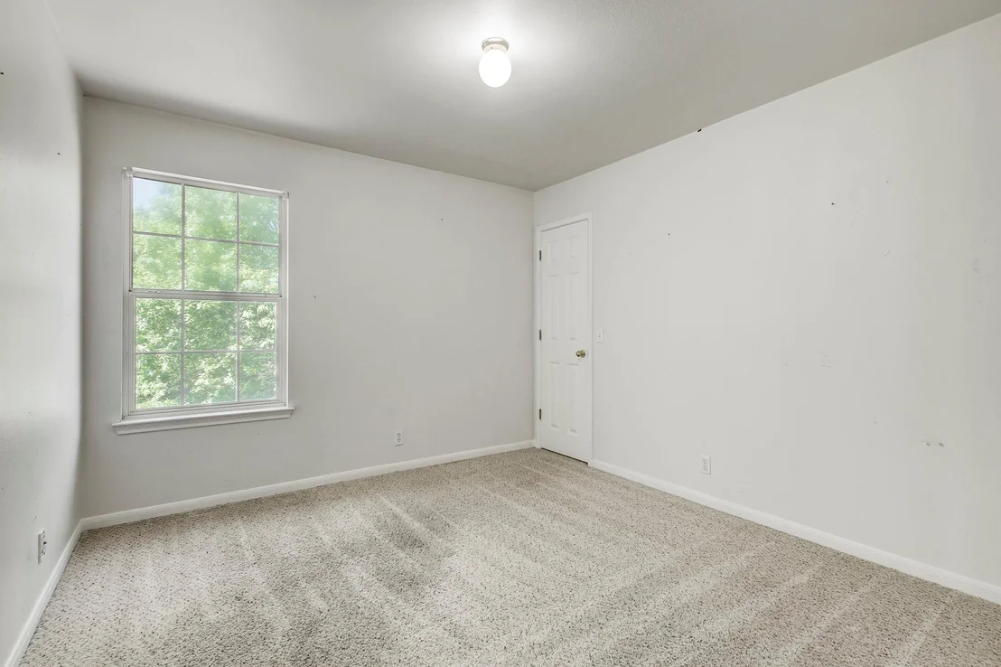Photo of 710 Red River LN
