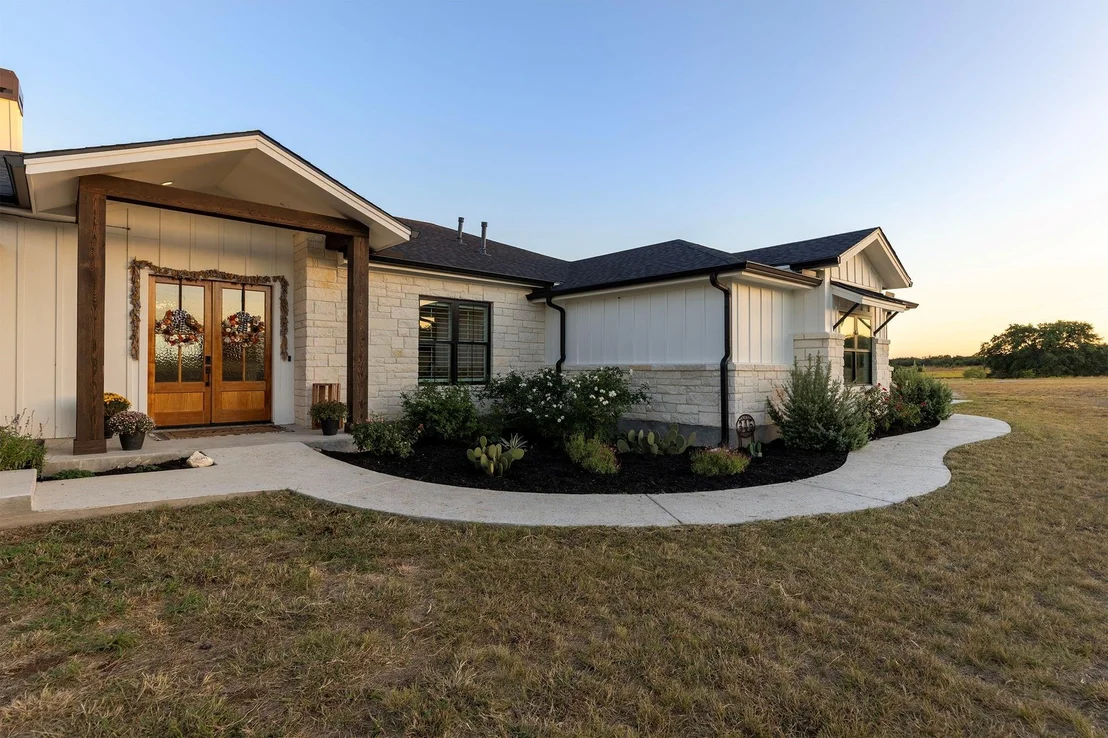Photo of 345 Judges RD