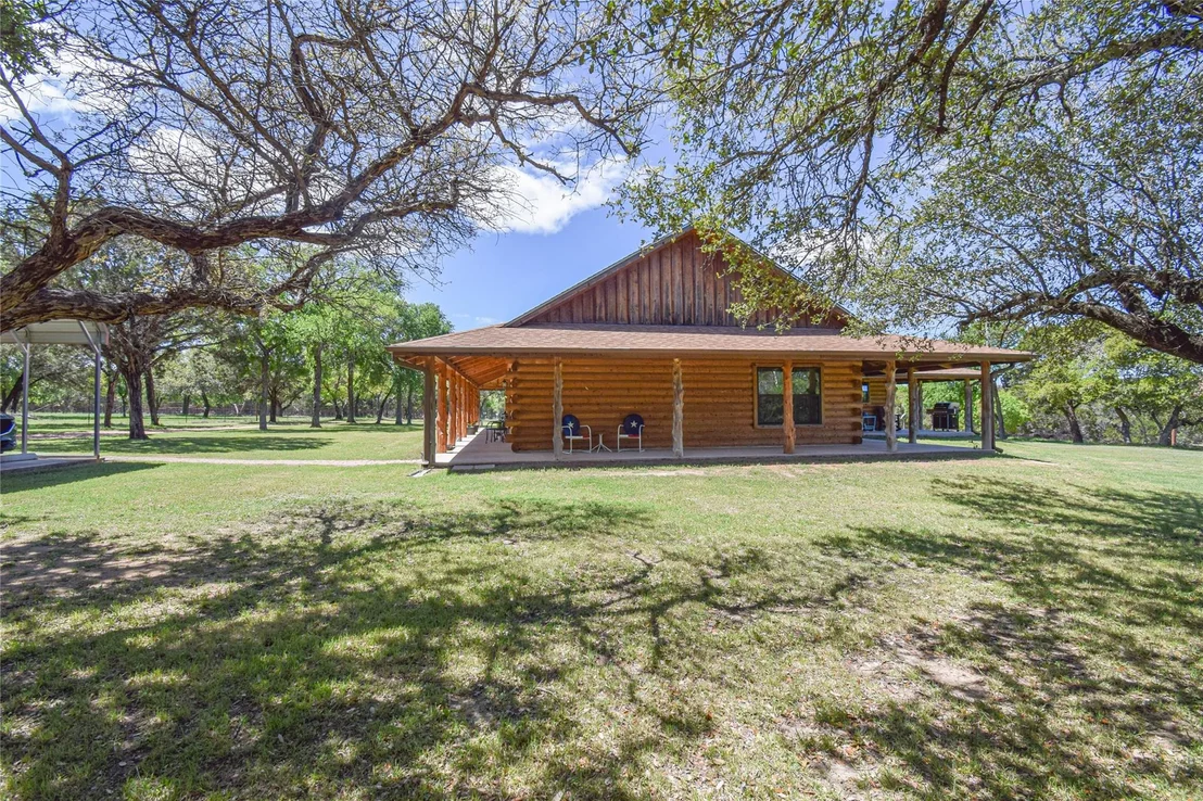 Photo of 358 W County Road 3069