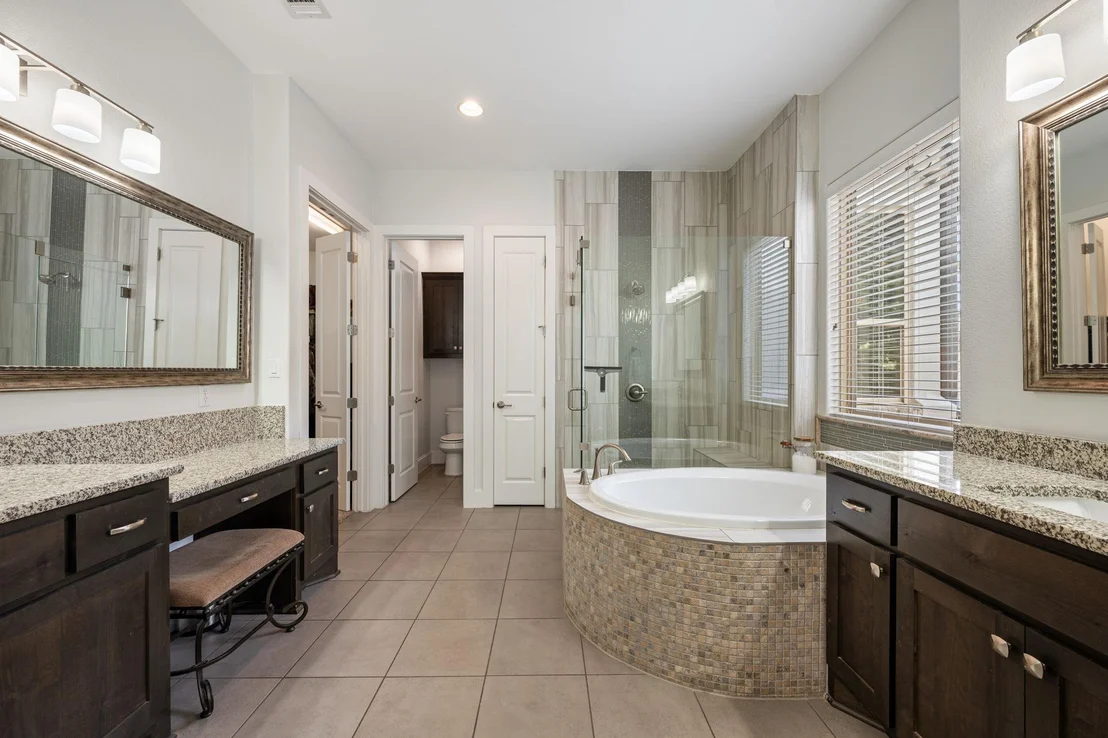 Photo of 401 Skyflower DR