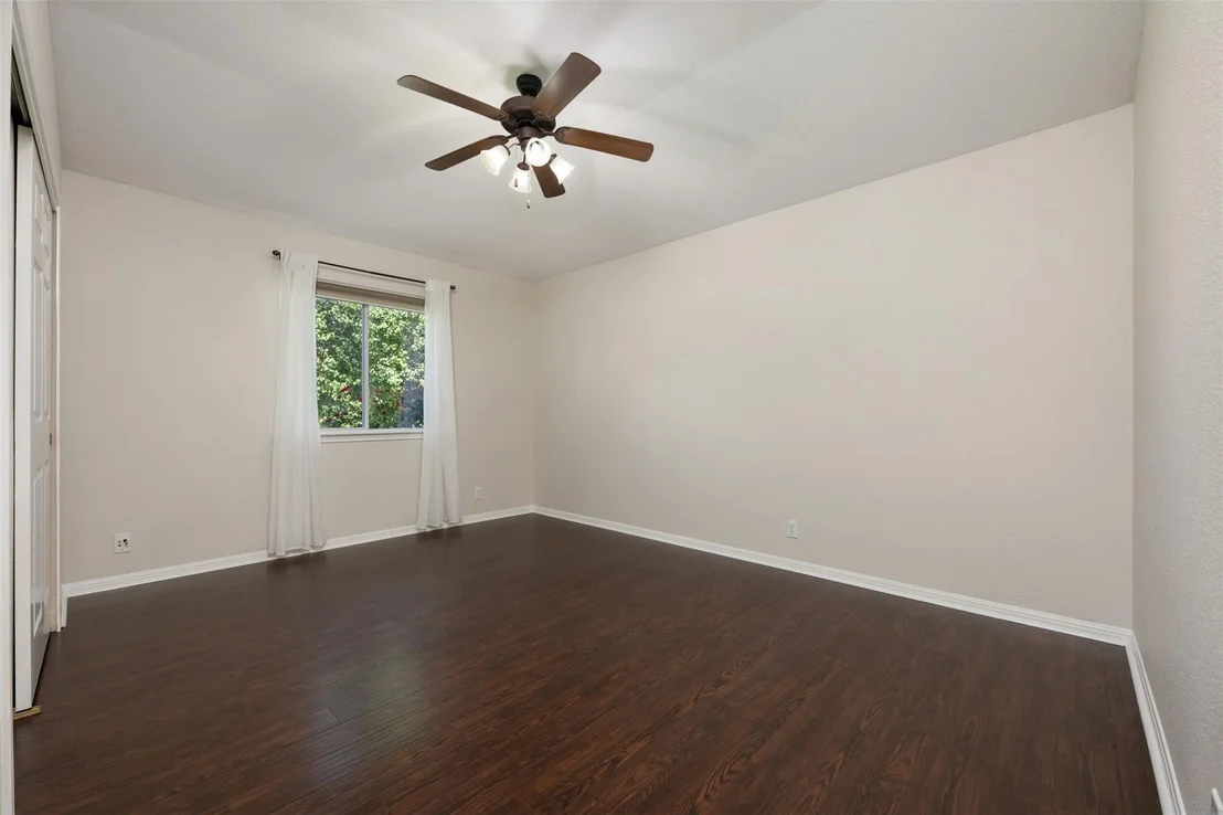 Photo of 212 Bronco BLVD