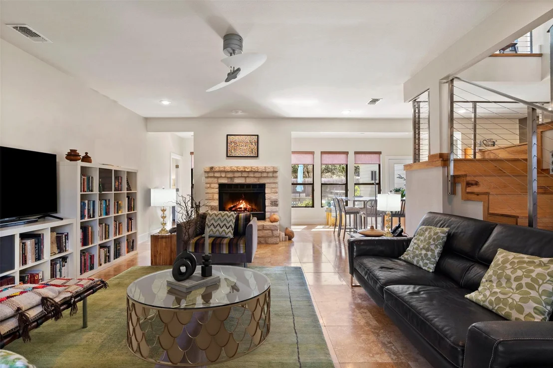 Photo of 117 Crest View DR