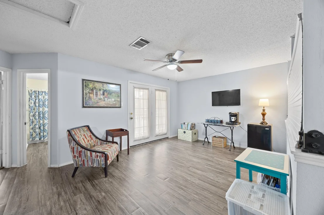 Photo of 1001 Canterbury TRL