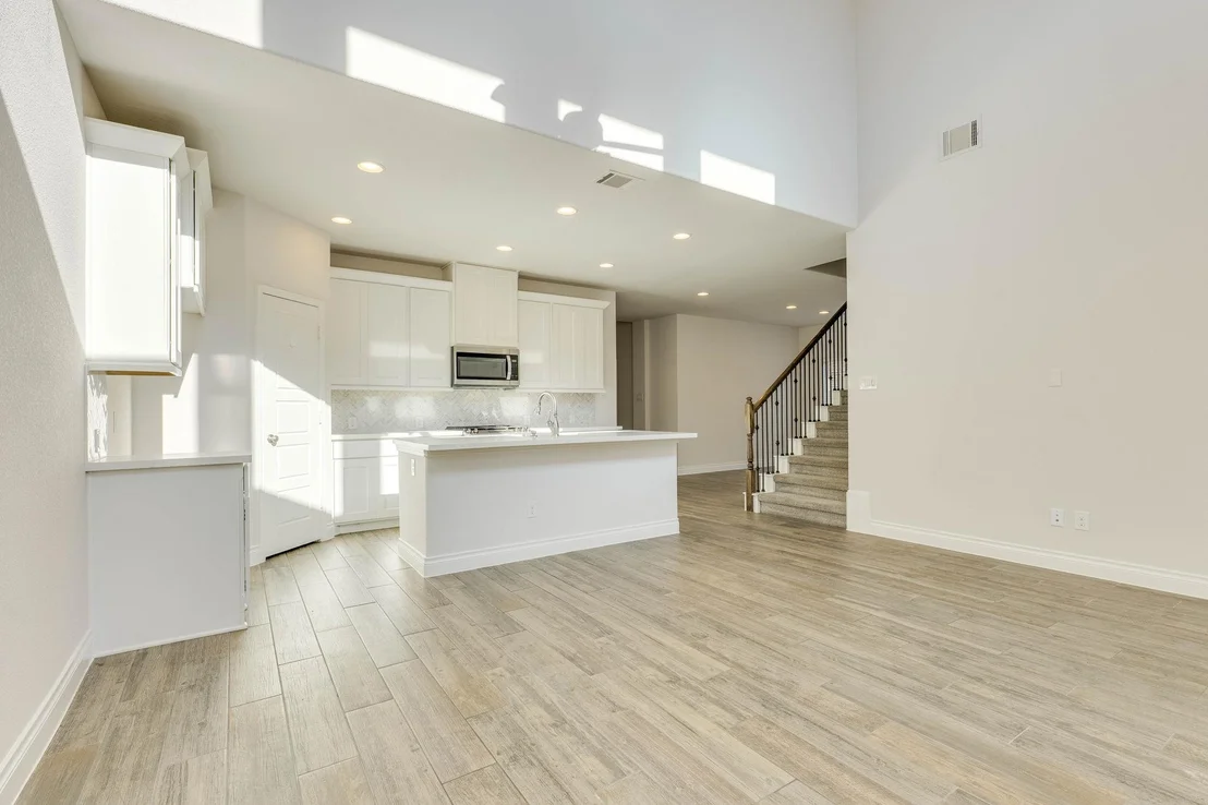 Photo of 337 CROSSVINE TRL