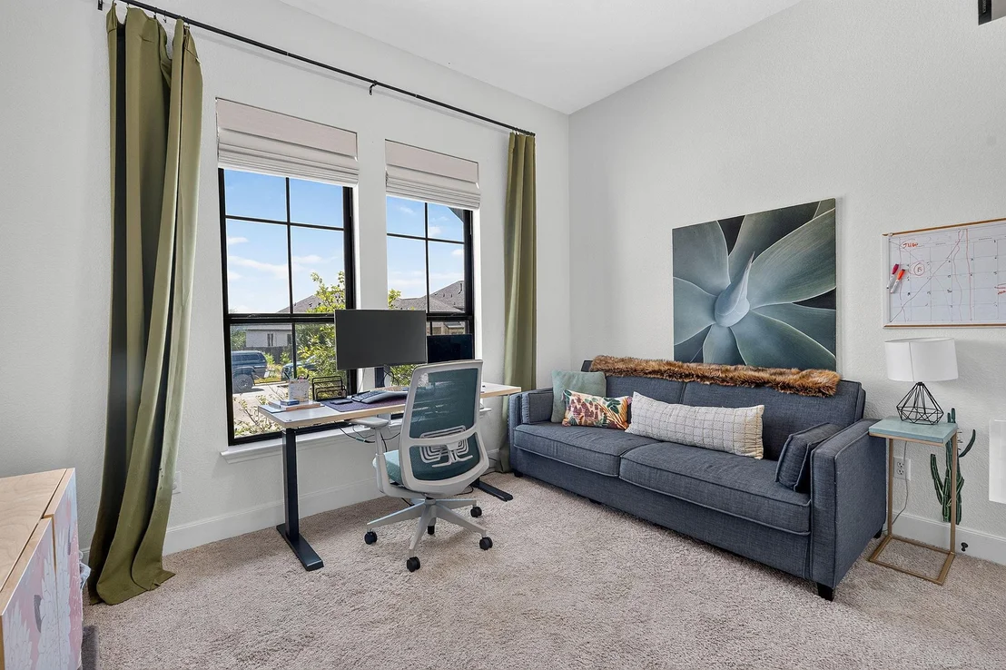 Photo of 301 Carpenter Hill DR
