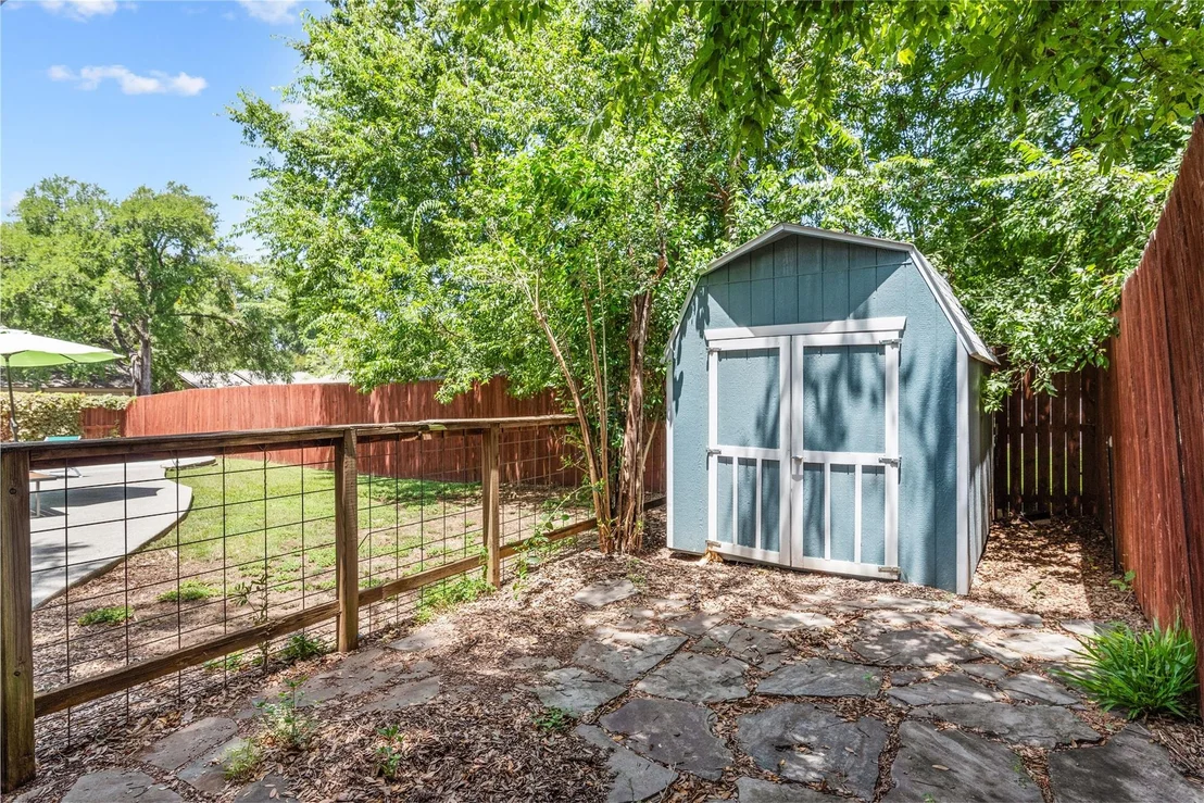 Photo of 7204 Twisted Oaks DR