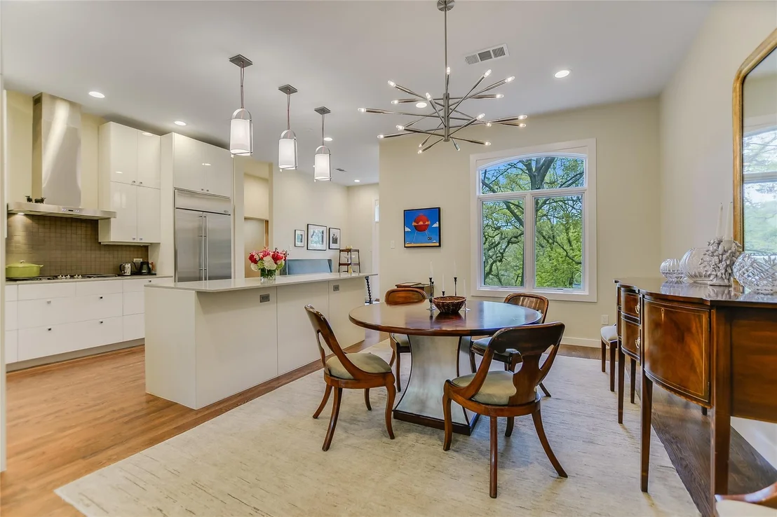 Photo of 3718 Bridle PATH