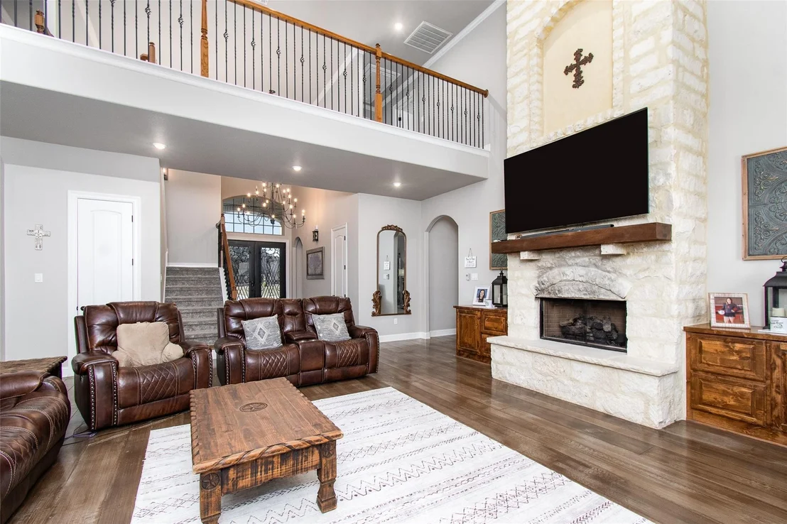 Photo of 1011 Ferguson Mill RD
