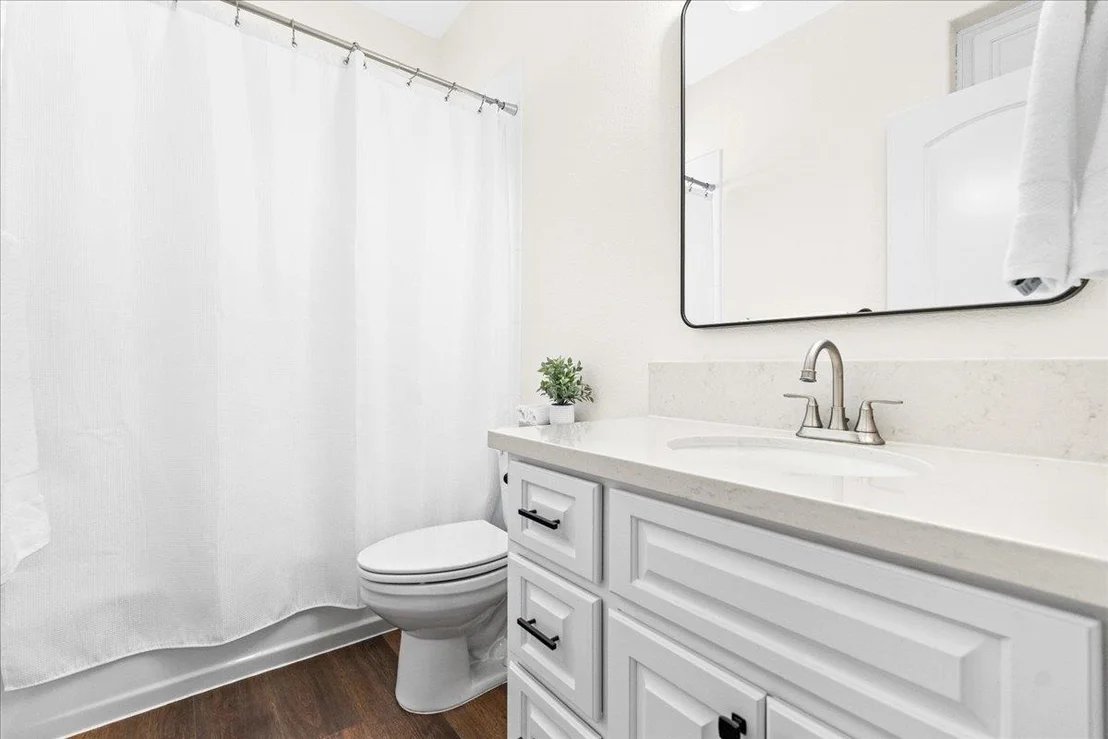 Photo of 10621 W Cave LOOP