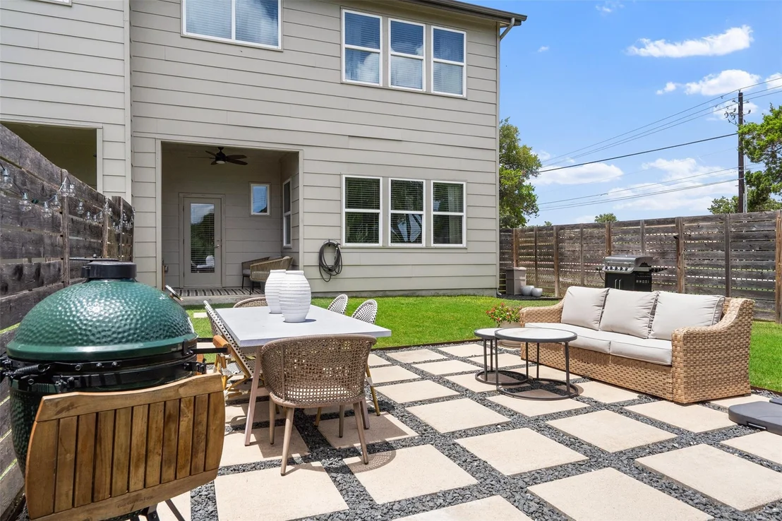 Photo of Unit B at 8901 Parker Ranch CIR