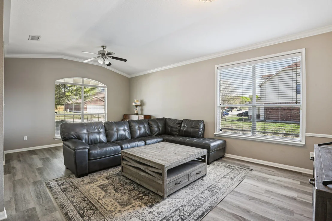 Photo of 5604 Sulfur Spring DR
