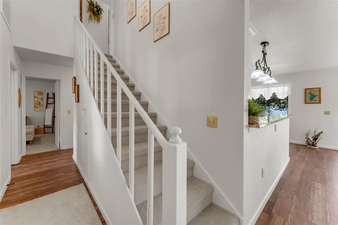 Photo of 386 Lake Loop