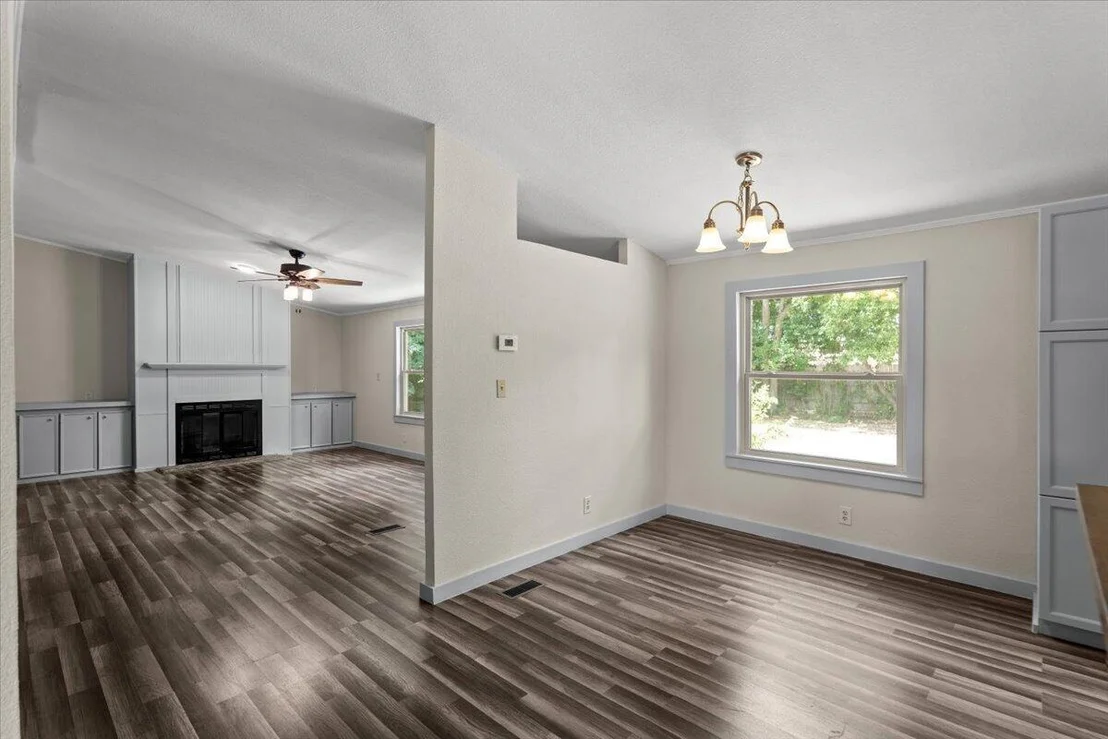 Photo of 2301 Sumac LN