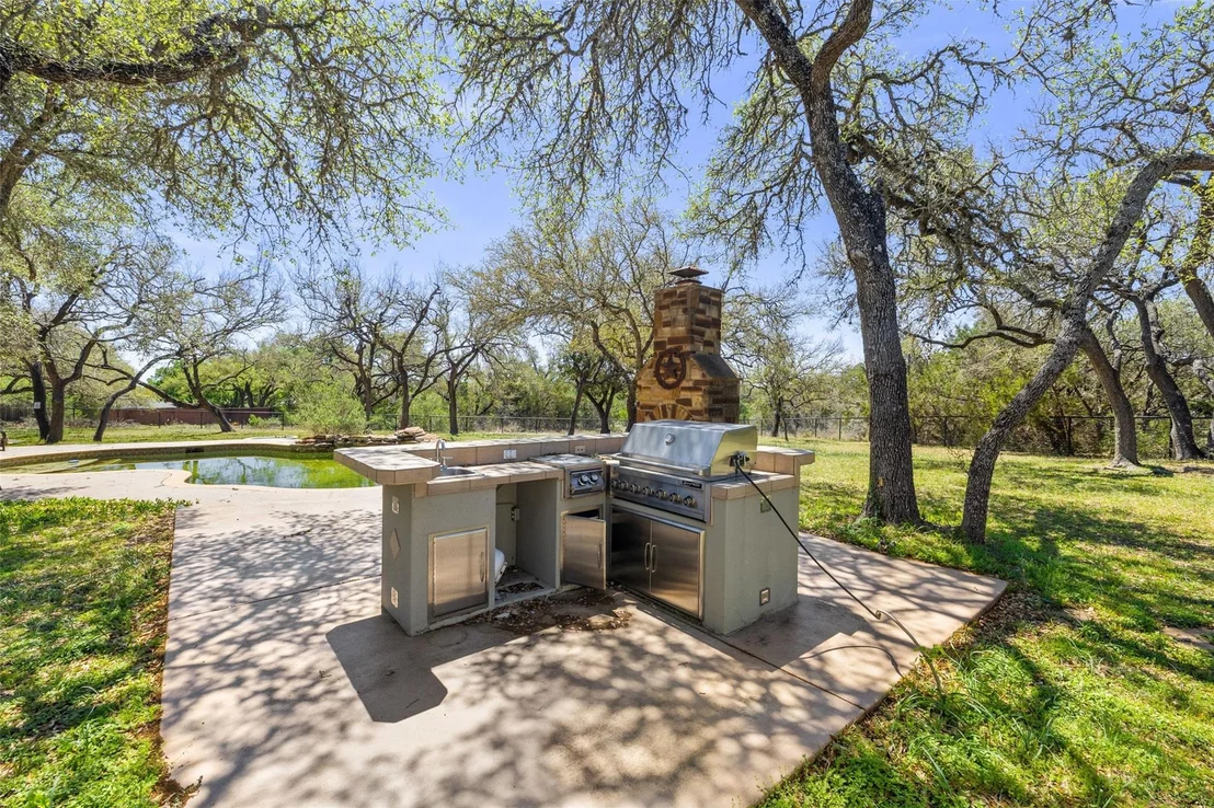 Photo of 815 Elliott Ranch RD