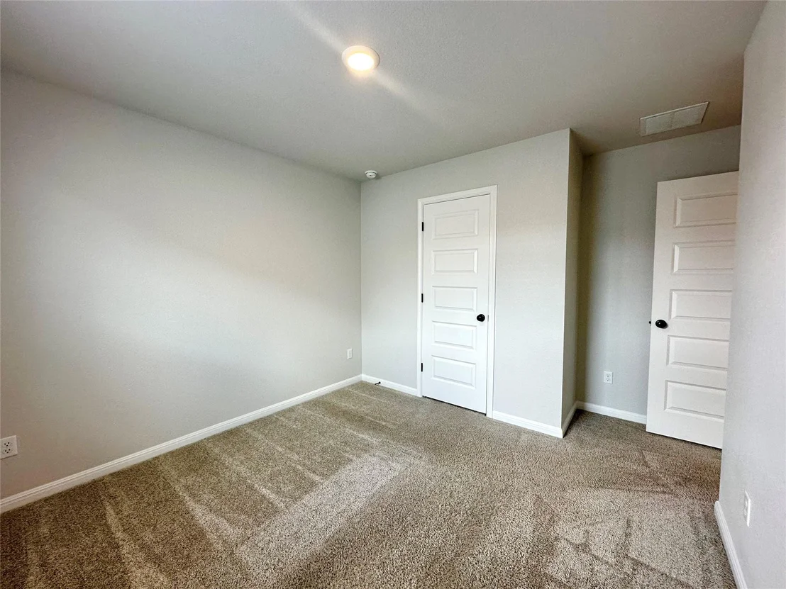 Photo of 149 Gullivers DR